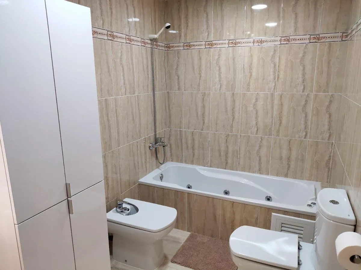 Apartamento Plaza de la Iglesia Deltebre 0*,  España